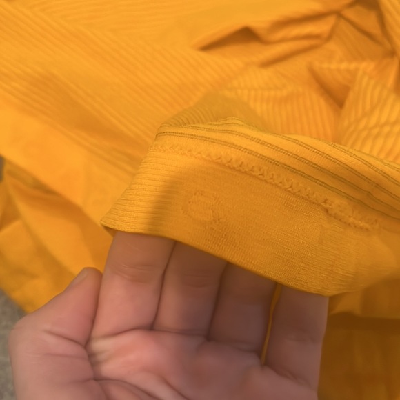 Lululemon Swiftly tech - Picture 3 of 3